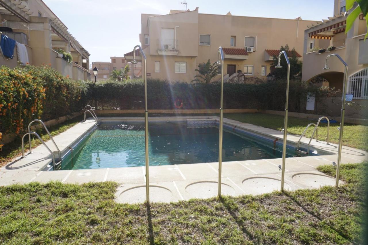 Appartement Mediterraneo Lux à Aguadulce  Extérieur photo